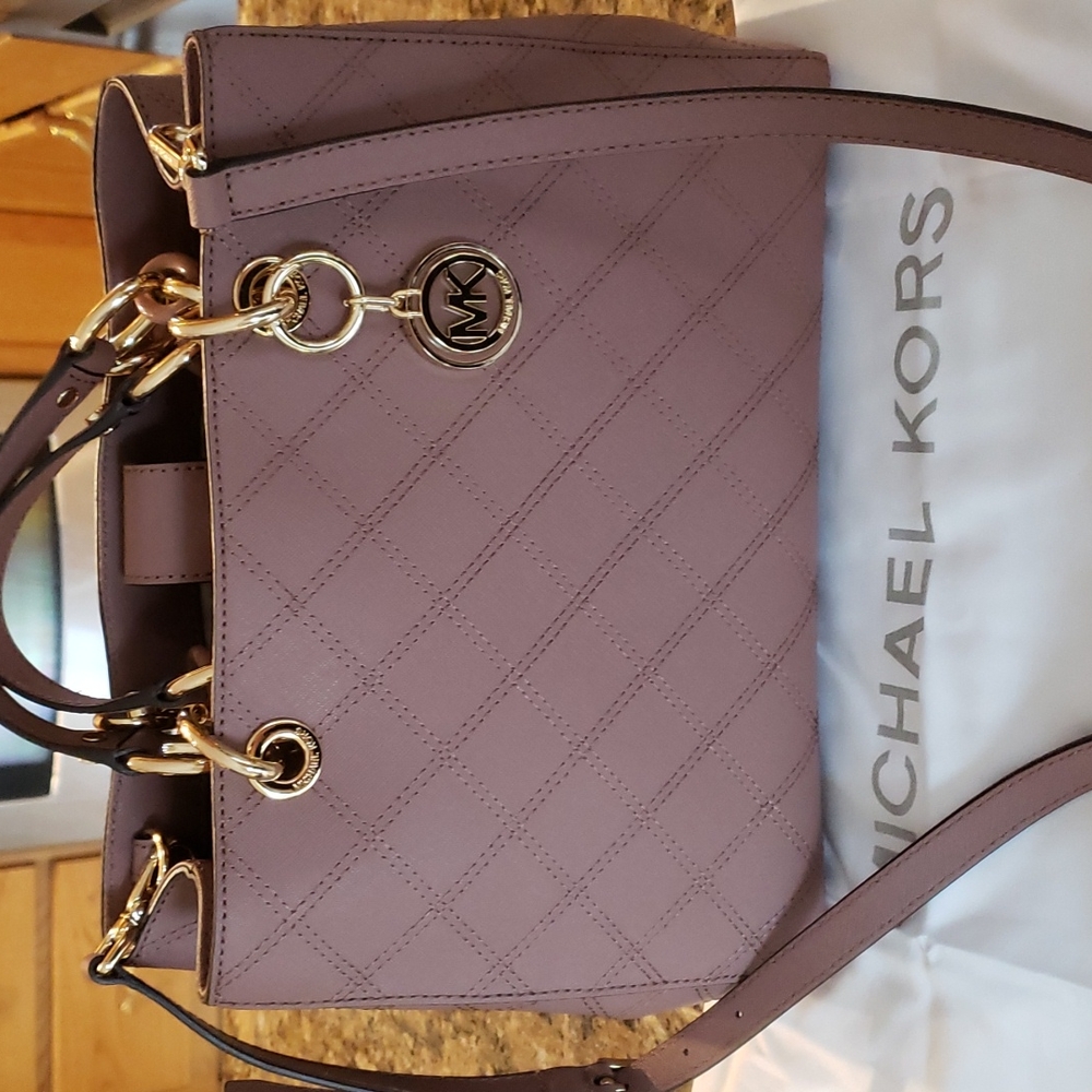 💜Michael Kors Cynthia Medium Satchel Dusty Rose